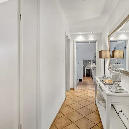 Sellingblick Am Skihang 4*